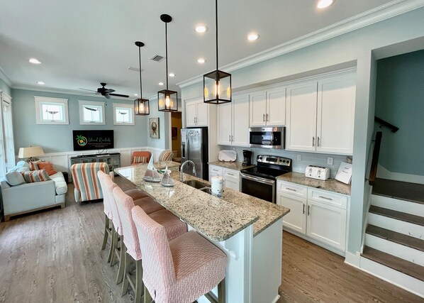 Fridge, microwave, oven, stovetop - Flash Sale~Book Now~Tortuga Sunset~Sleeps 8 (Gulf Shores)