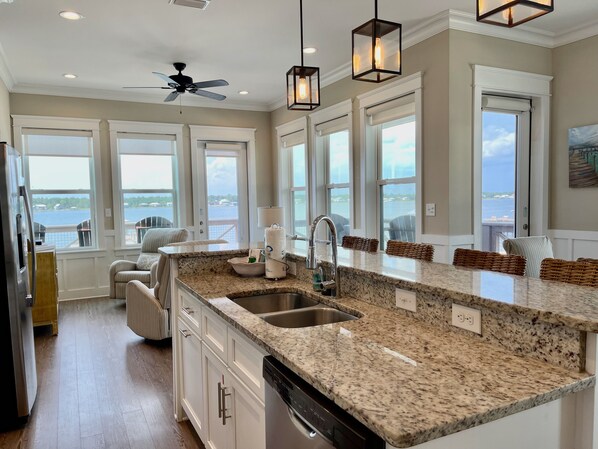 Fridge, microwave, oven, stovetop - Flash Sale~Book Now~Tortuga Daybreak~Sleeps 8 (Gulf Shores)