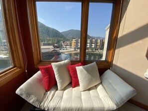Deluxe Studio, 1 Queen Bed with Sofa bed, Balcony, Lake View (Lakeside 1497) | Exterior