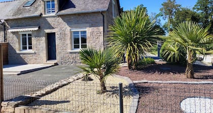 House in the countryside, 15 minutes from the beach.