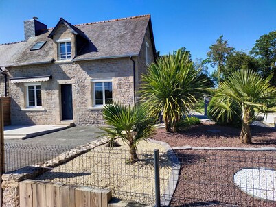 House in the countryside, 15 minutes from the beach.