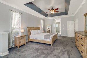 House (9151 Kings Cove Ct) | Bahagian luar