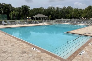 House (9151 Kings Cove Ct) | Pool