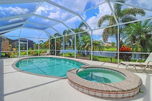 House (9151 Kings Cove Ct) | Bahagian luar