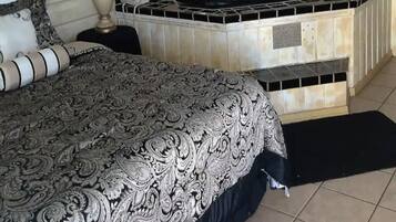 1 bedroom, desk, alarm clocks