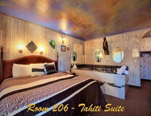 1 Schlafzimmer, Schreibtisch, Wecker