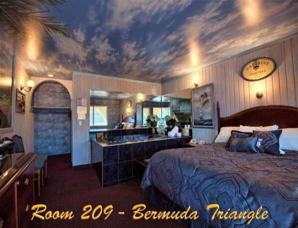1 Schlafzimmer, Schreibtisch, Wecker