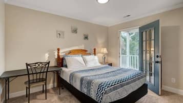 2 habitaciones, escritorio, tabla de planchar con plancha y wifi gratis