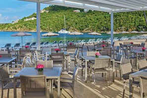 Outdoor dining - Last Chance to Experience Spring Break in St. John! (Cruz Bay)