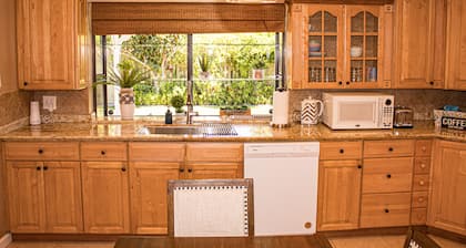 Vacation Home Close to Disneyland and More!
