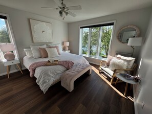 5 bedrooms, free WiFi, bed sheets, wheelchair access - Le Chalet Vert - Waterfront navigable (kayak, paddle board) spa activities (St-Jean-de-Matha)