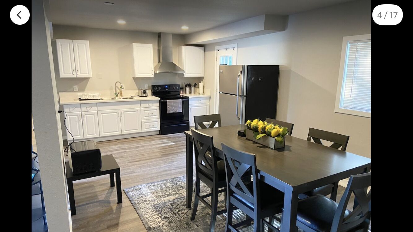KentRenton-EntireLowerUnit Duplex with Large Yard