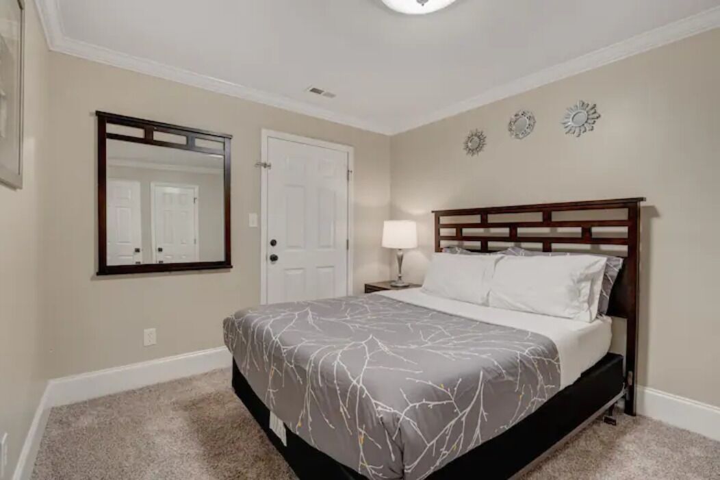 2 Schlafzimmer, Schreibtisch, Bügeleisen/Bügelbrett, kostenloses WLAN