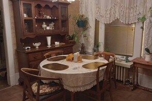 تناول الطعام