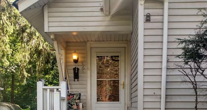 GRANDMA'S COTTAGE