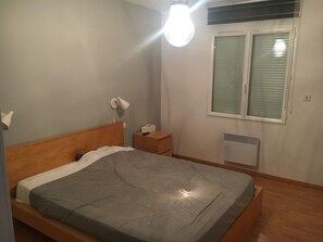 1 bedroom, WiFi, bed sheets