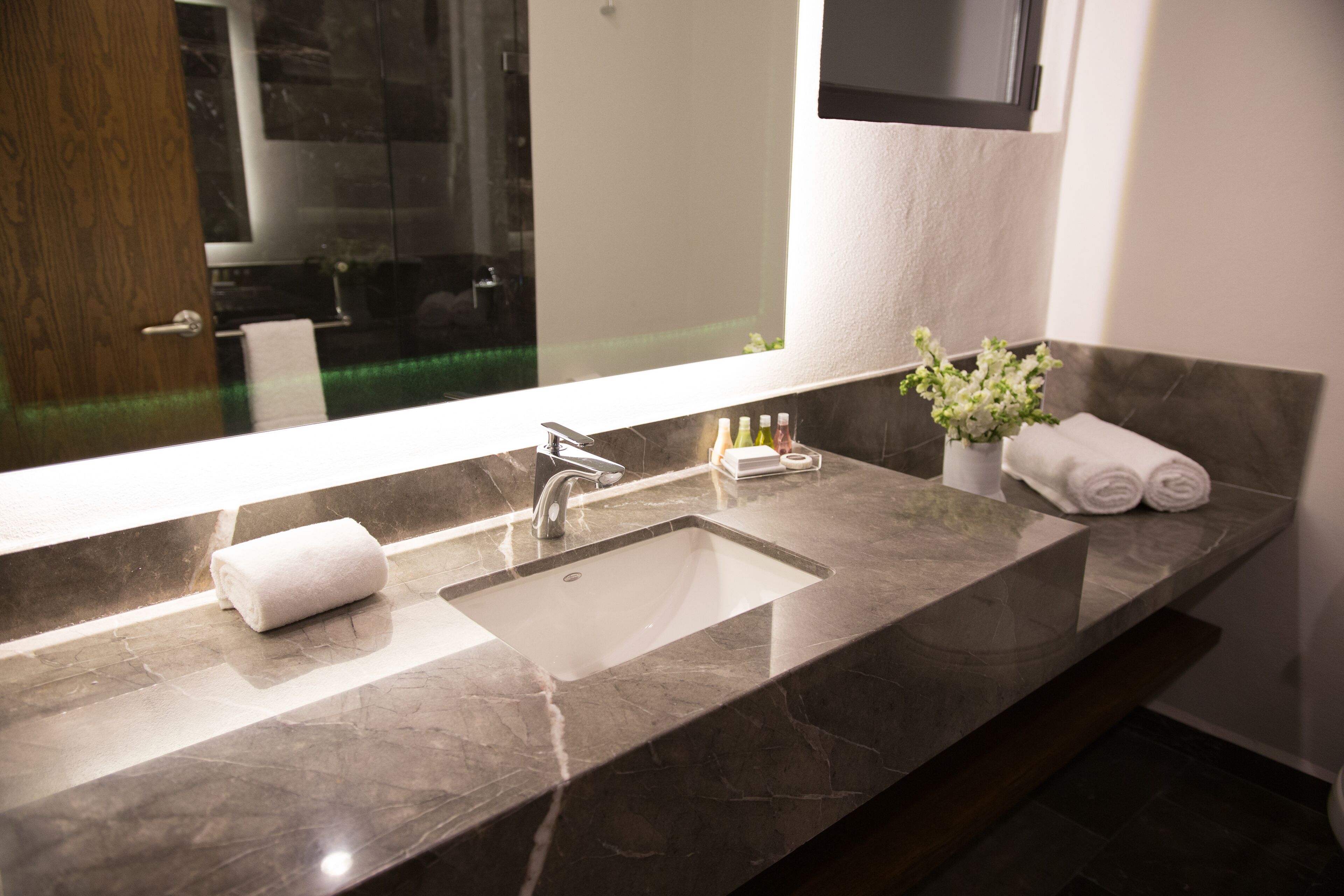 Photo - Gumont Guadalajara López Mateos - Minerva