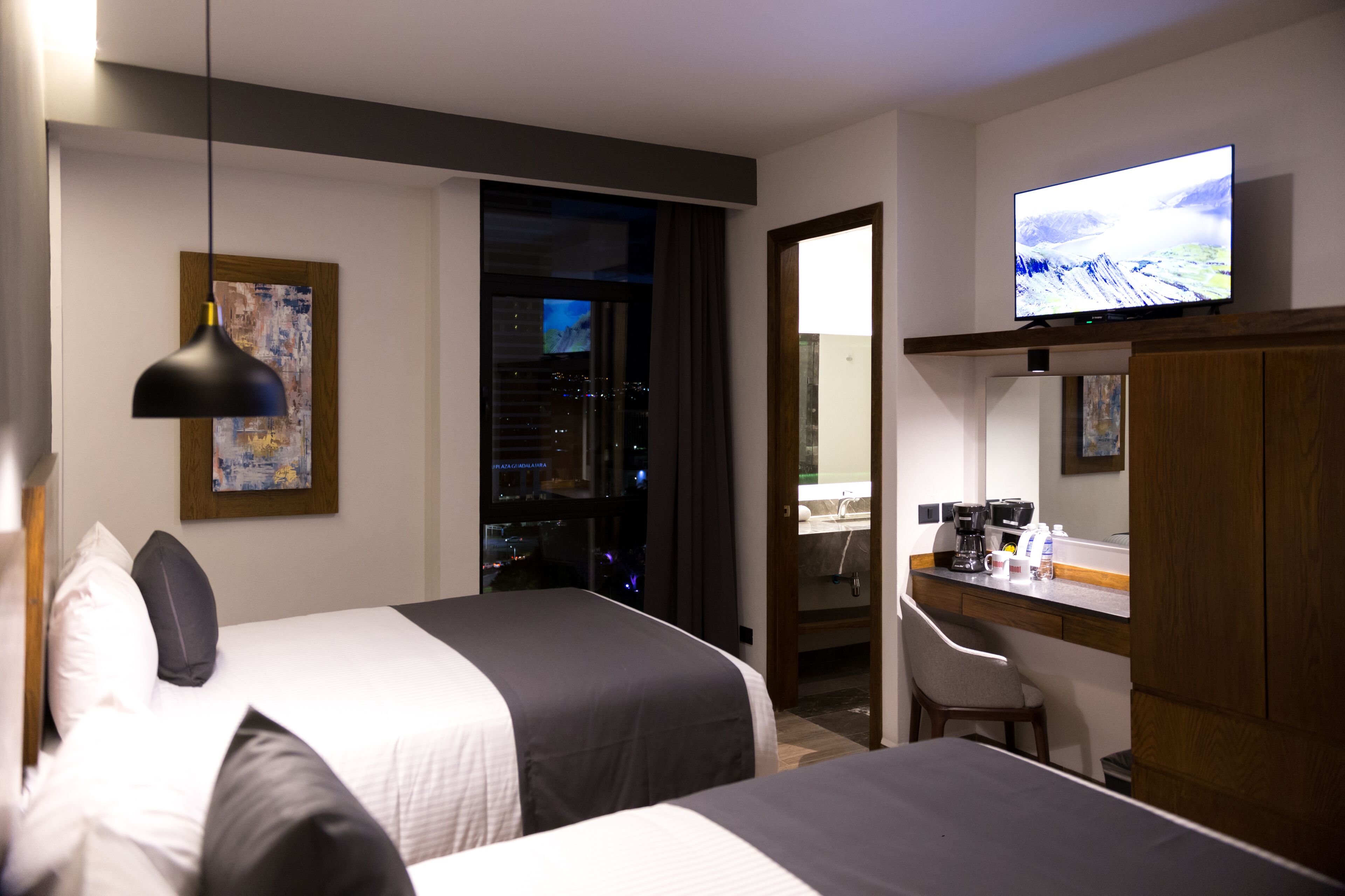 1 bedroom, down duvets, pillow-top beds, in-room safe