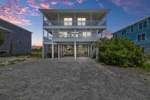 Exterior - Gulf of America View, Hot Tub, Steps to Sand! (Gulf Shores)