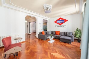 Nicht klassifiziertes Bild, 2 von 70, Schaltfläche