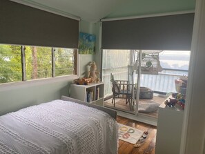 2 bedrooms, in-room safe, iron/ironing board, free WiFi