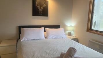 2 bedrooms, free WiFi, bed sheets