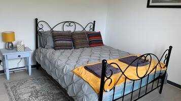 3 sovrum, strykjÀrn/strykbrÀda, wi-fi och sÀngklÀder