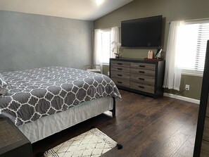 3 habitaciones, tabla de planchar con plancha y wifi gratis 