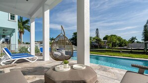 House, 5 Bedrooms | Pool - 661 Estero Blvd by Coastal Vacation Properties (Fort Myers Beach)