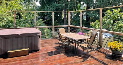 Olympic Hills six bed haven with hot tub and grill