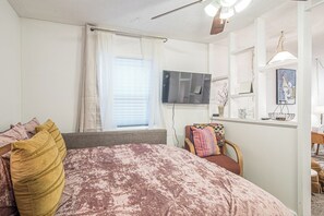 1 quarto, ferros/tábuas de passar roupa, Wi-Fi, roupa de cama