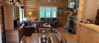 Twisted Twig Cabin: Family trips to Yellowstone are great at Twisted Twig!
