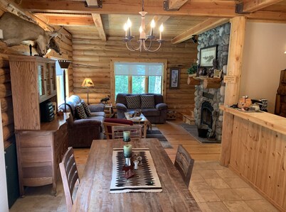 Twisted Twig Cabin: Family trips to Yellowstone are great at Twisted Twig!