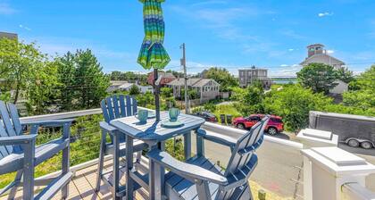 Plovers Nest: Stay in the Heart of Newburyport During Yankee Homecoming Festivities!