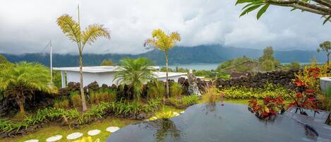 Pemandangan dari properti