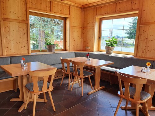 Room 2 (double room with 2 single beds) - bed and breakfast Alte Straßenmeisterei