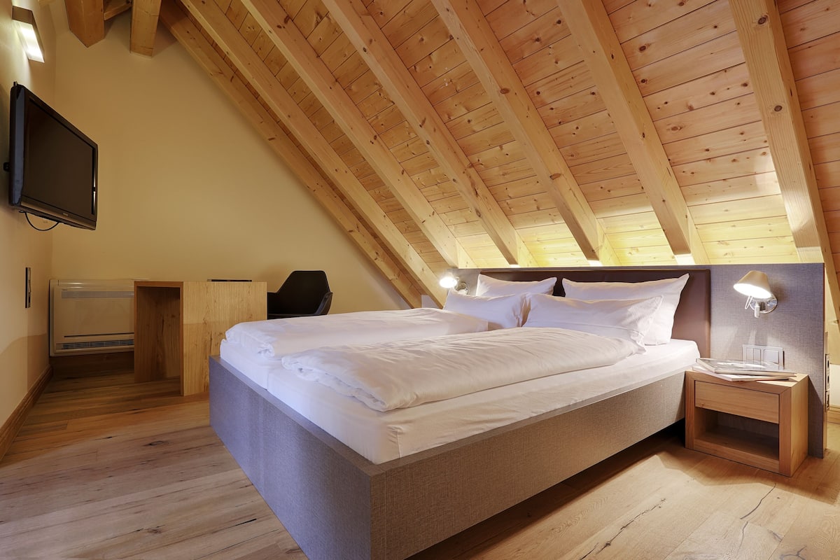 Habitación Deluxe doble | 2 dormitorios, escritorio, sistema de insonorización y wifi gratis