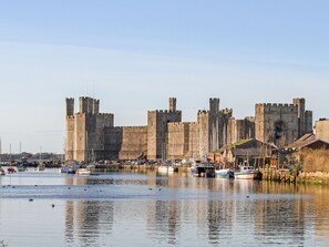 Lake - Ty Coets (Caernarfon)