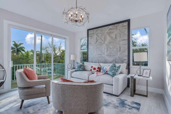 Hus - flera sängar | Vardagsrum