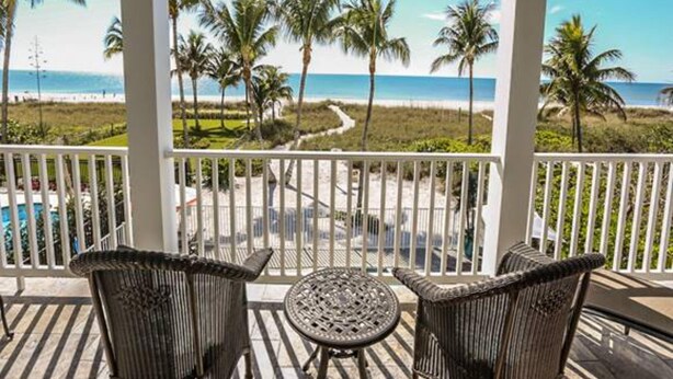 Maison, 4 chambres | Balcon