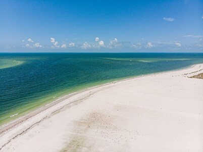 Carlos Pointe Beach Club 623 by Coastal Vacation Properties