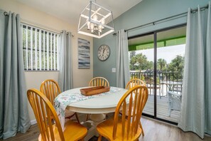 Casa, 2 habitaciones | Restaurantes