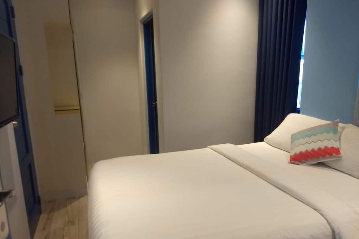 Kamar Double Standar | Seprai linen