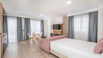 Apartamento loft con cocina | Edredón, escritorio, espacio para trabajar con laptop y wifi gratis