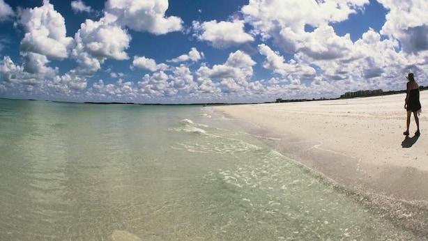 Beach - Waterfront 1BR/2BA condo on Marco Island with pool, WiFi & marina access (Marco Island)