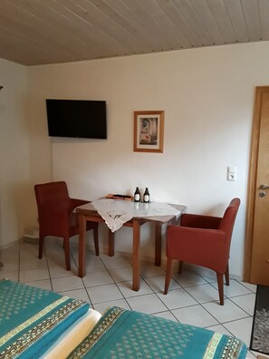 Dining - Vacation apartment Hunz - FeWo 1 (Schutz)