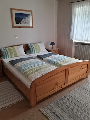 2 bedrooms, iron/ironing board, travel crib, free WiFi - Vacation apartment Hunz - Apartment 2 (Schutz)