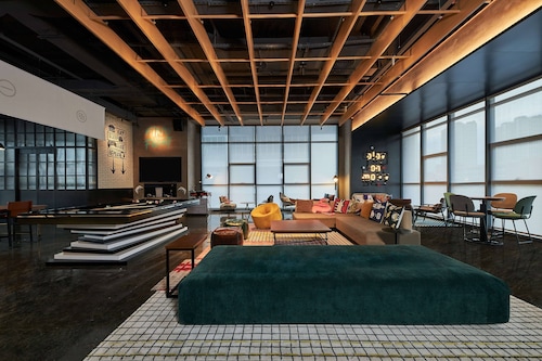 深圳北站 Moxy 酒店