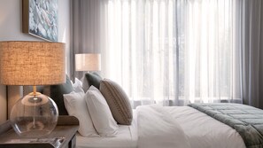 3 bedrooms, Internet, bed sheets - Dahlia Daylesford - Free WIFI walking distance to Botanic Gardens with spa bath! (Daylesford)