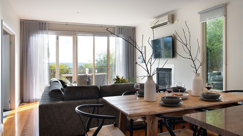 Dahlia Daylesford - Free WIFI walking distance to Botanic Gardens with spa bath!